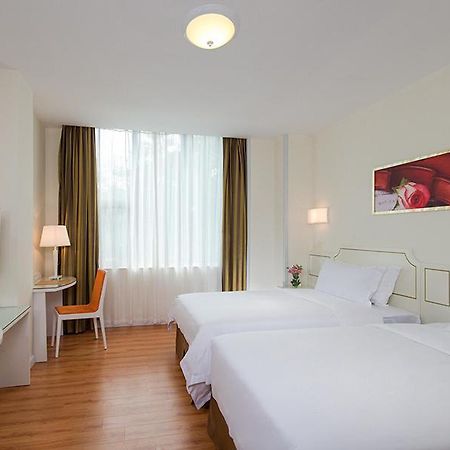 Vienna 3 Best Hotel Shenzhen Shazui Road Branch Esterno foto
