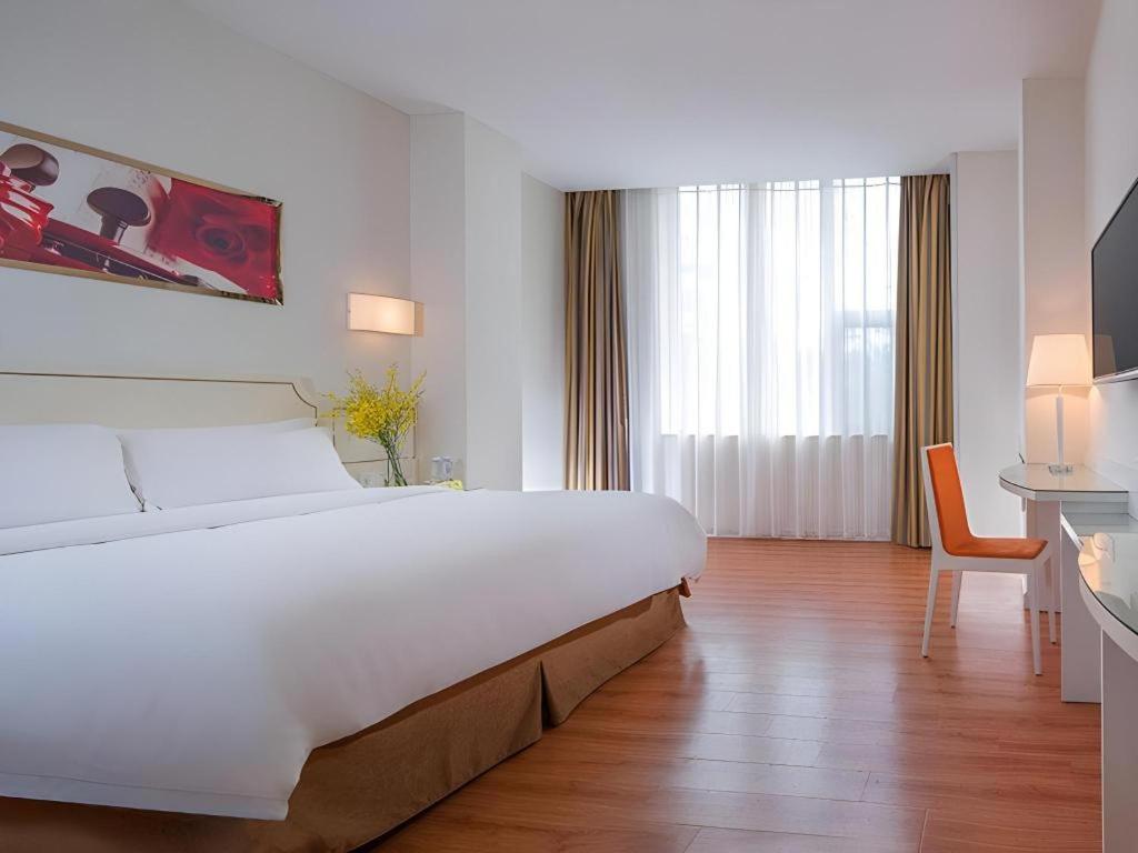 Vienna 3 Best Hotel Shenzhen Shazui Road Branch Esterno foto