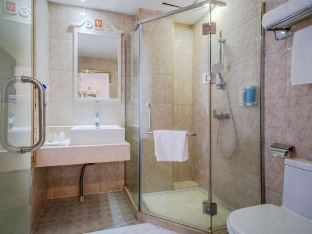 Vienna 3 Best Hotel Shenzhen Shazui Road Branch Esterno foto